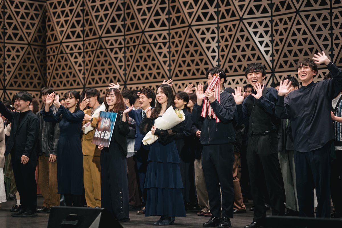 JAM_Acappella's tweet image. 🤔Japan A cappella Movementとは…？💭

▶︎ ”JAM”の愛称で親しまれている入場・観覧無料のアカペラストリートイベント🎶

▶︎ 技術・パフォーマンス共に最も優れたバンド、BOJ(Best of JAM)を決定🏆✨

▶︎ 詳細はこちらのリンクから👇
lit.link/japanacappella…

#JAM2026 #JAM #アカペラ
