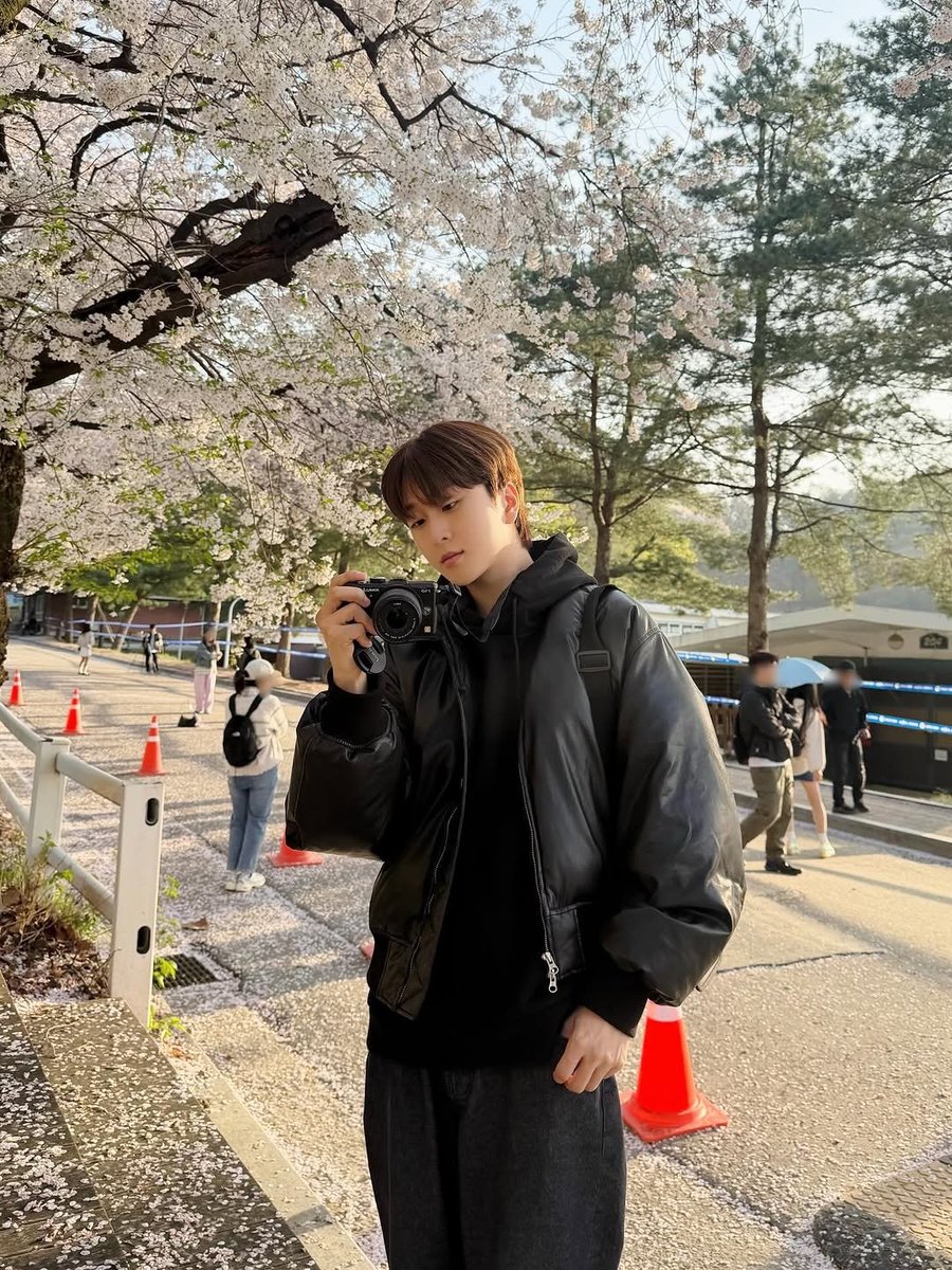 NARA_131's tweet image. 완전 남친짤..느좋이다🫶🫶

#진권 #jinkwon