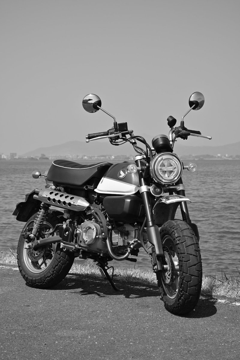 お疲れ様です。
明日は天気が良さそうです。

カメラ　Zfc
レンズ　NIKKOR Z DX 16-50mm f/3.5-6.3 VR
#ニコン　#Zfc #ホンダ　#原付　#モンキー125