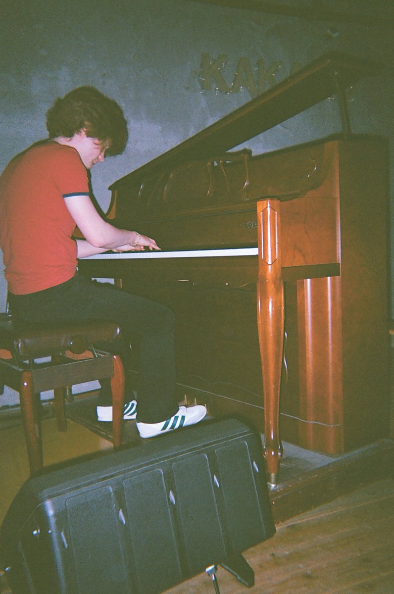 harrytpope's tweet photo. この素晴らしい気持ちを無視す��なんて、愚か者になってしまうでしょう。このアルバムはできるだけ早く皆さんに届けますし、次の日本ツアーの計画もすでに始めています。自分が始めることができたこの素晴らしいものを、さらに大きく育てていきたいです。またすぐにお会いしましょう！ https://t.co/G8MBfVo2mz