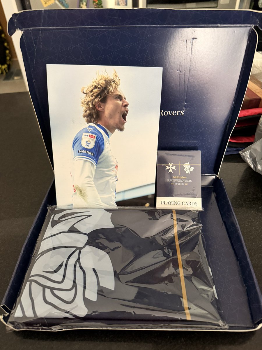 HelloSamLB's tweet photo. Ordered 21 August 2025 for £32. Arrived today, 238 days later

A shambolic effort. If this is the level of competence behind the 150-year celebrations, whoever’s responsible should be nowhere near the job. @Rovers This club is a joke https://t.co/W9czbkiiNQ