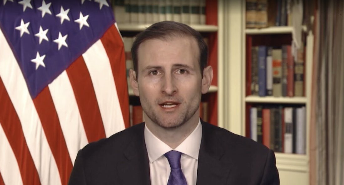 crypto_detente's tweet image. 🇺🇸 Patrick Witt alerte ⚠️

👉 sans cadre clair
les US vont perdre du terrain en crypto

📉 urgence réglementaire

La course mondiale s’accélère.

Pour la news détaillée : 🔗 t.me/crypto_detente

#Crypto #Regulation #USA #Markets