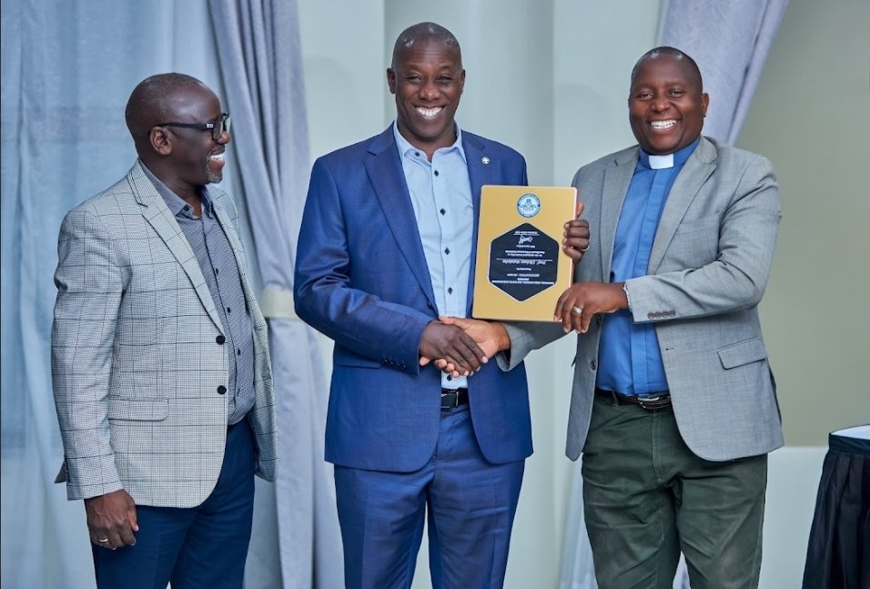 mhoba256's tweet image. Some of the people that didn't go empty handed that the MHOBA dinner 
#TBT
#WinningTogether