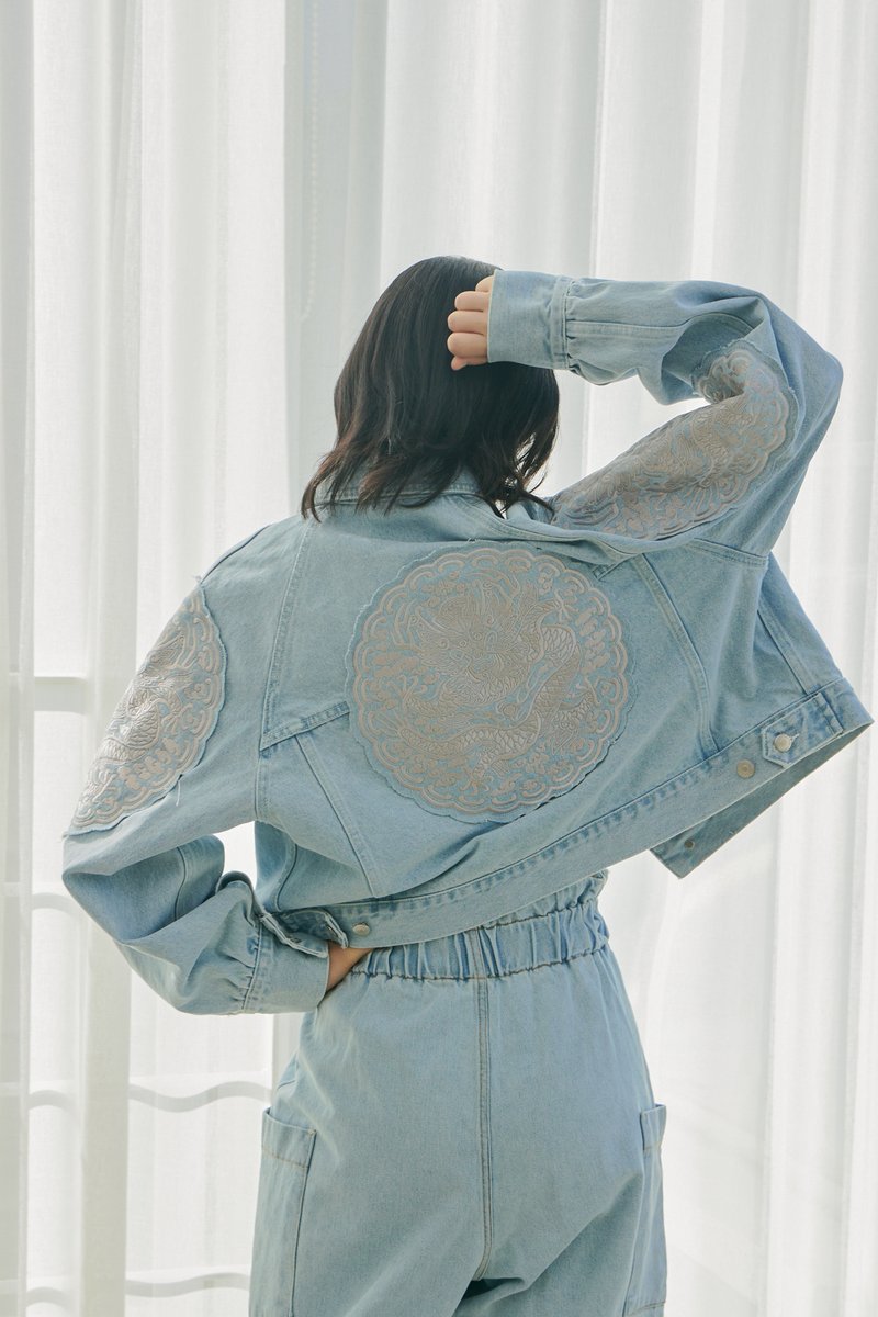 📢

홈페이지 내 청룡포 (연청)컬러 스크래치 제품에 대한 판매가 오픈되었습니다.
일부 사이즈 매우 극소량으로, 정가보다 특별한 가격에 구매가 가능합니다. 

gyojiphap.com/Sale