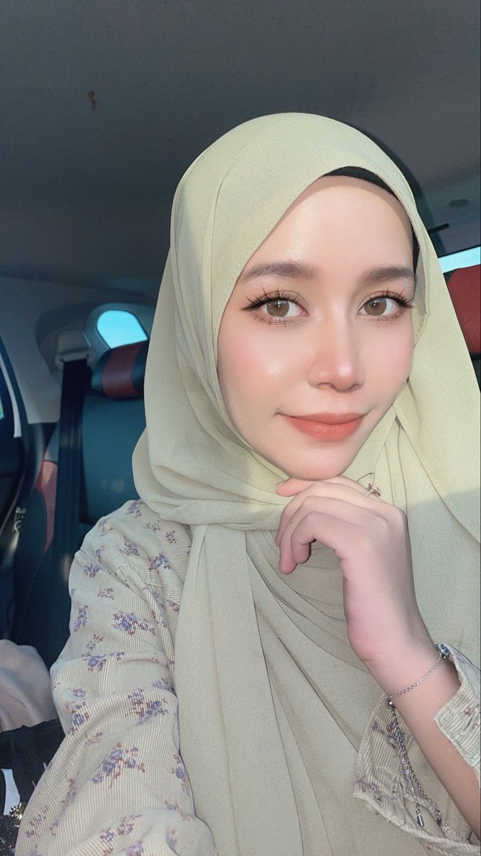 𝐹 🐾 tweet media