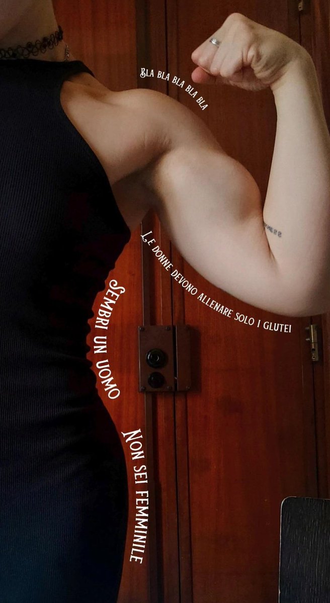 Oggi sono 39.

Nonostante qualche chilo da buttare giù per avere un po' di definizione in più e nonostante la quantità assurda di infortuni e malesseri vari che hanno caratterizzato quest'anno di vita, mi sento in formissima e indifferente a qualsiasi giudizio non richiesto.😀