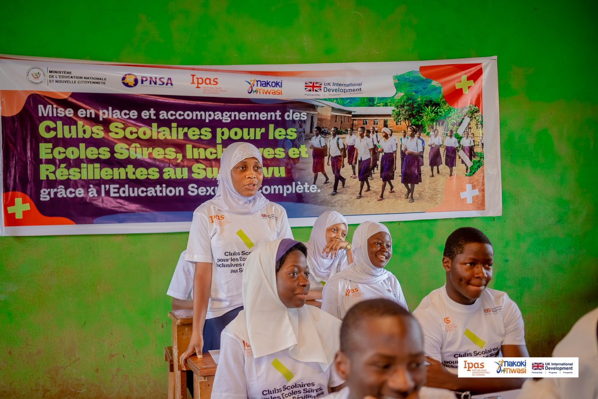 nadege_sifa's tweet image. 1/2
#SudKivu:@MakokiYaMwasi met en place et accompagne des clubs scolaires dans 5 écoles de la place pour des écoles sûres,inclusives et résilientes grâce à l'éducation sexuelle complète

#Adolnformé
#ChoixEclairé
