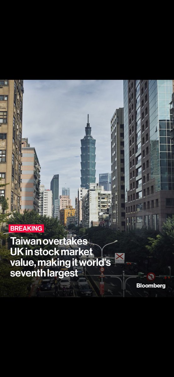 nininana tweet media