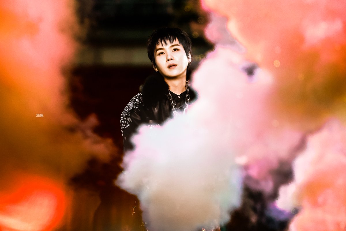 sugaworld_39's tweet photo. 260412 ARIRANG IN GOYANG D3
❤️‍🔥🔥

#민윤기 #슈가 #SUGA
#BTS_ARIRANG https://t.co/pbUuJFs603