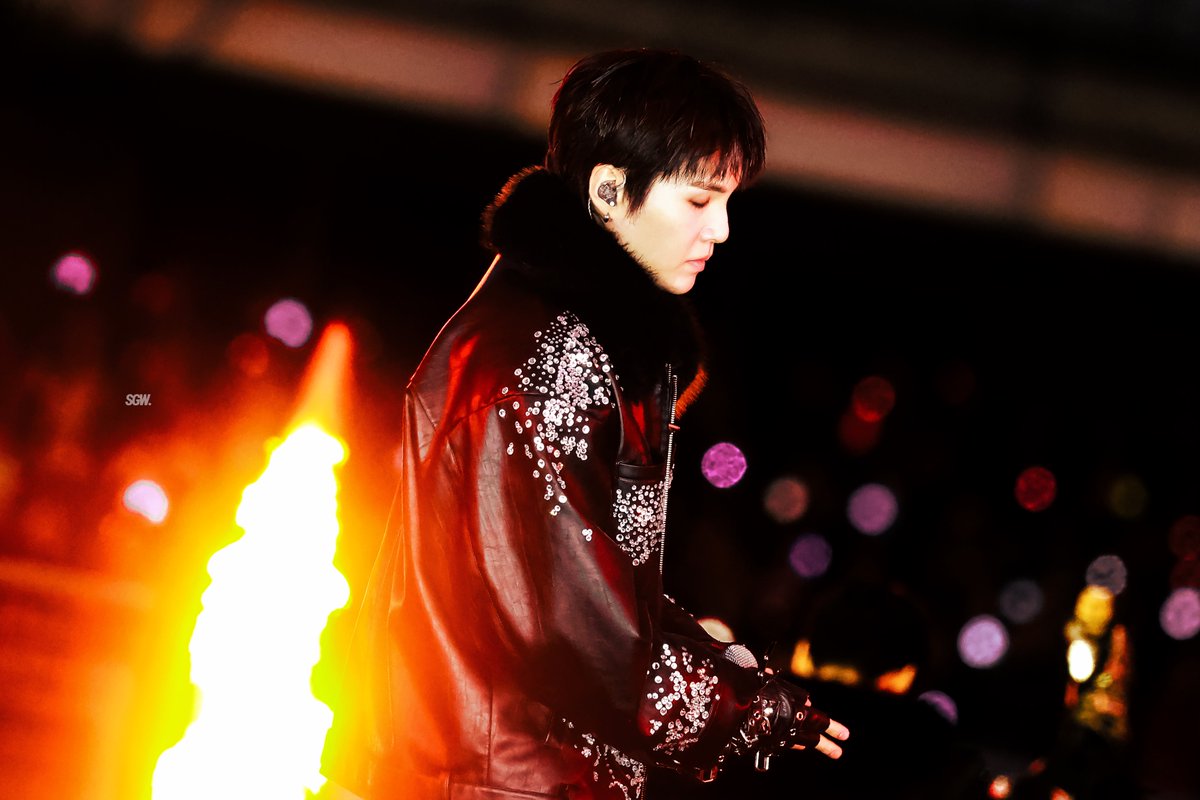 sugaworld_39's tweet photo. 260412 ARIRANG IN GOYANG D3
❤️‍🔥🔥

#민윤기 #슈가 #SUGA
#BTS_ARIRANG https://t.co/pbUuJFs603