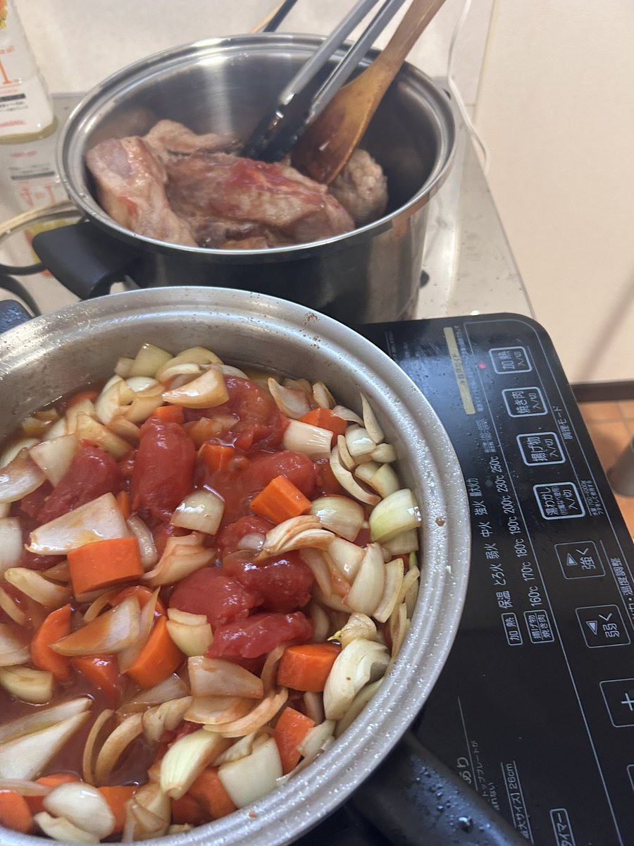 今夜のご飯を仕込み中〜