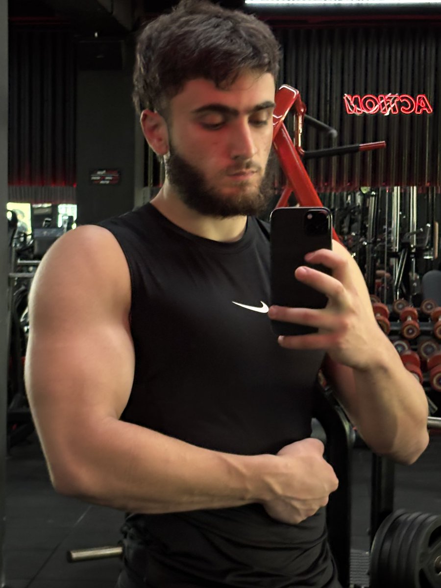 Paronic 🇱🇧🇵🇸 tweet media