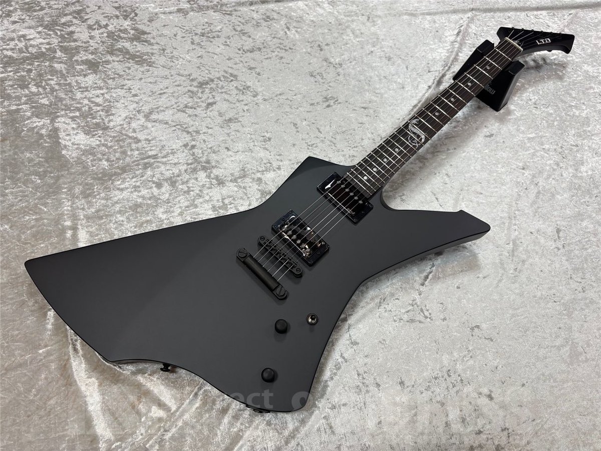 LTD SNAKEBYTE】 メタリカのフロントマン“ジェイムズ・ヘット 