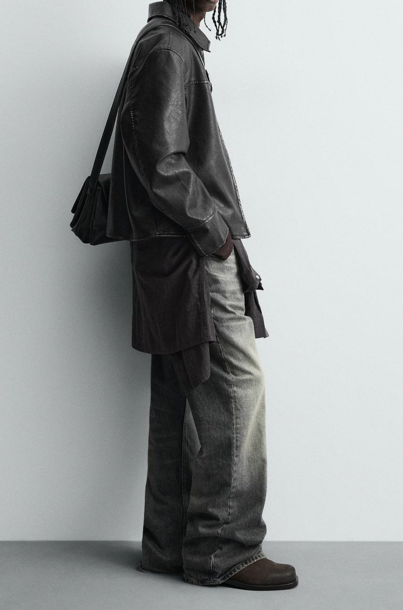 ZARA ウォッシュド フェイクレザージャケット 春にレザーを取り入れる