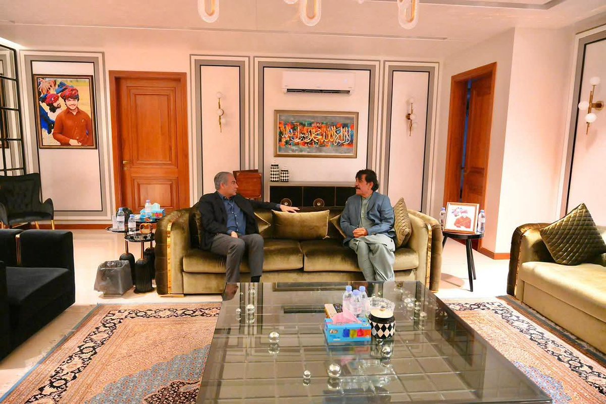 HajiAliHassanZ's tweet photo. Had the pleasure of meeting with the Federal Interior Minister, Mohsin Naqvi Sb in Karachi. During the meeting, we held a detailed discussion on the security situation in Sindh and the ongoing development projects in the province. We also agreed to further strengthen the working relationship between the federal and provincial governments to ensure greater public relief and effective coordination.