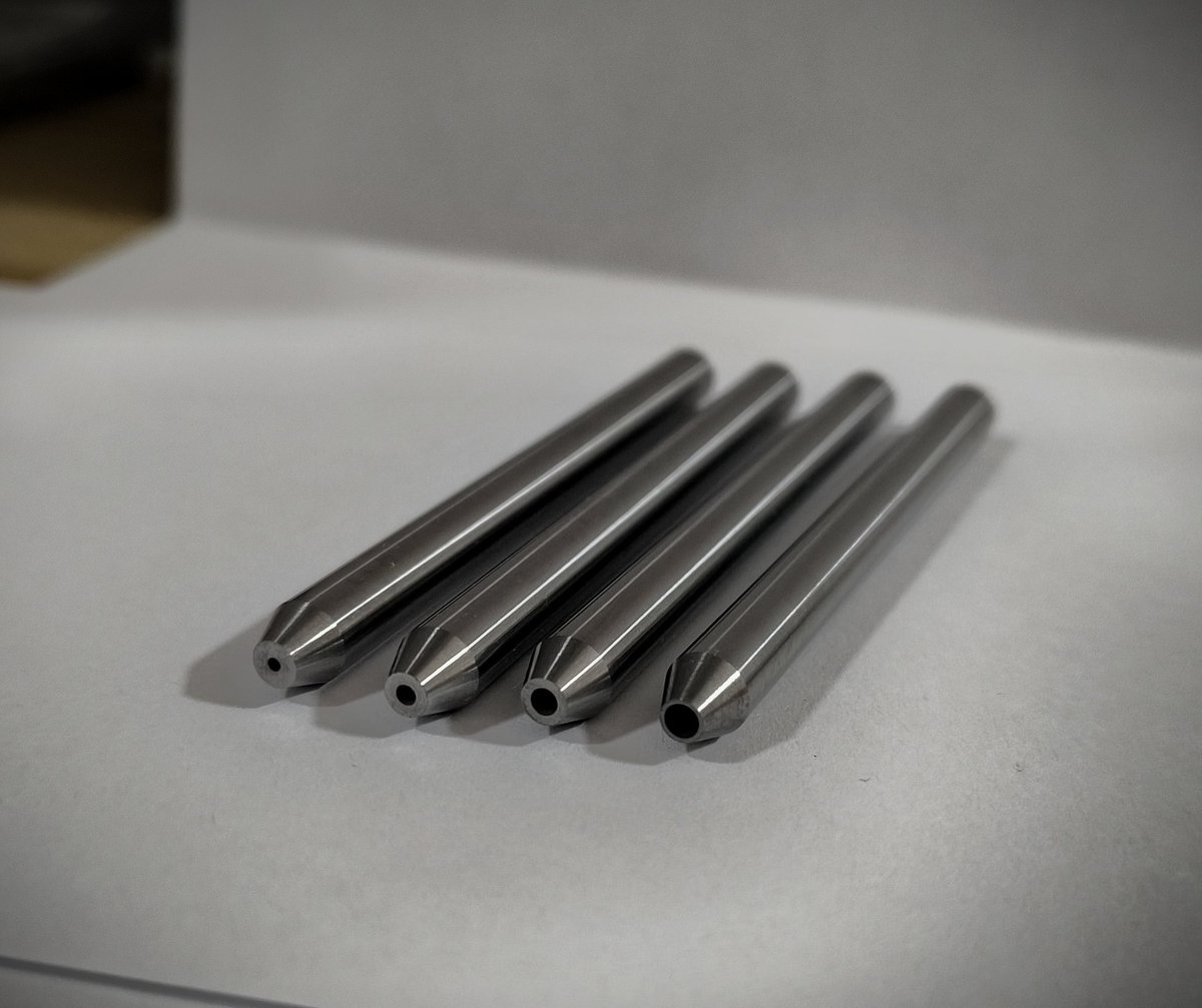 cuicuicui597975's tweet image. Need exact cutting performance? Ditch off-the-shelf limits. 🔧 Fully customizable mixing tubes—any bore size, any tolerance. From delicate fine-line to high-volume removal. We machine it all. Got a unique size in mind? DM us. #WaterjetCutting #MixingTube #CustomManufacturing