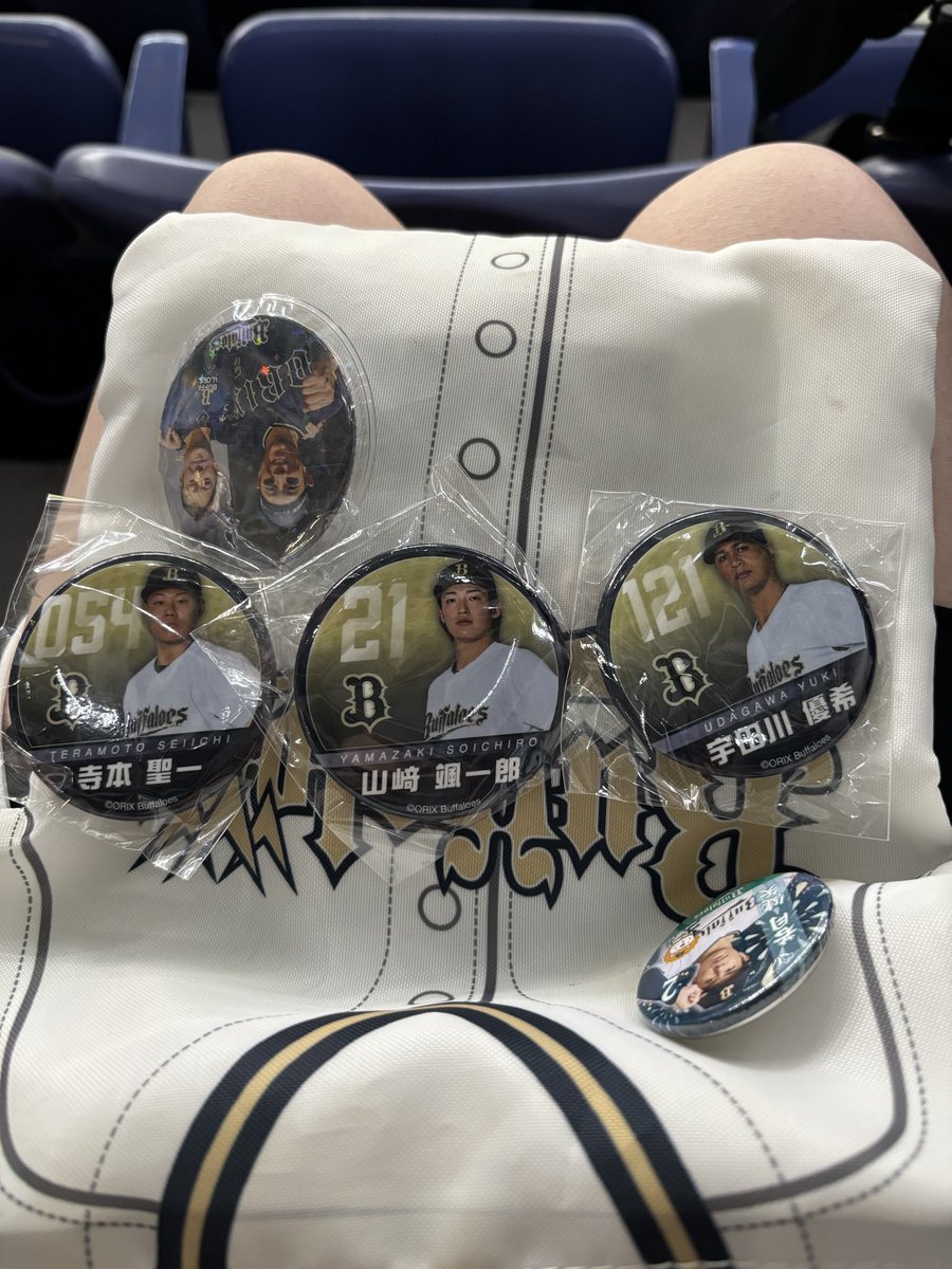 udonchuru18's tweet photo. オリックス　ガチャ　交換
譲→画像参照

求→2

本日現地観戦予定です。
手渡しでの交換よろしくお願いします。 https://t.co/C9OloBqR3h