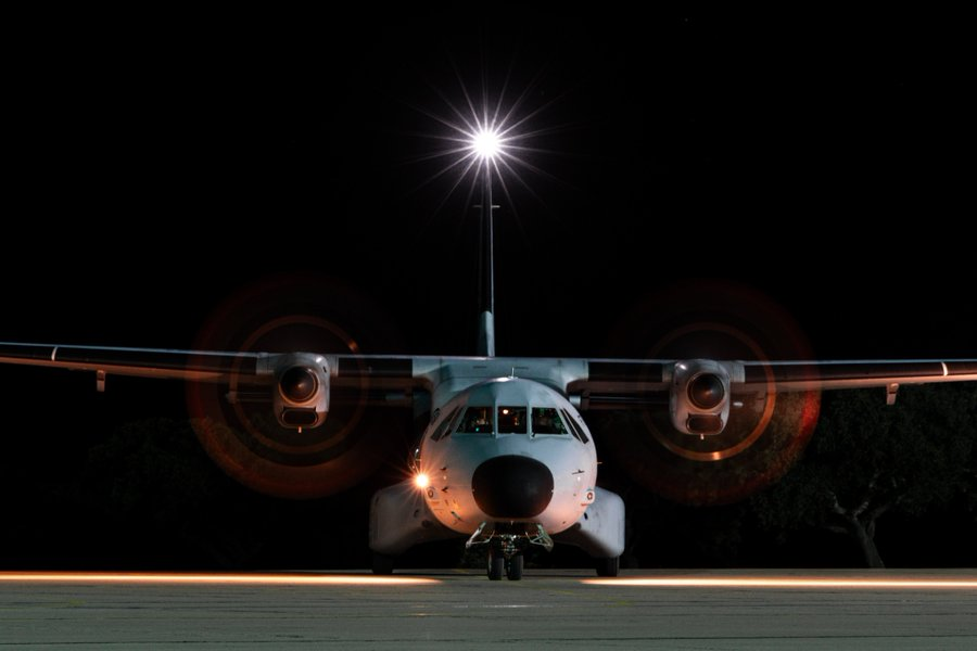 fap_pt's tweet photo. Ontem, ao final da tarde, um doente a necessitar de cuidados diferenciados foi transportado de urgência por um avião #C295M, da Esquadra 502 - "Elefantes", entre ilhas do arquipélago dos Açores.

 #ForçaAéreaPortuguesa  #Açores #TransporteAereo https://t.co/uxD3v3DoYZ