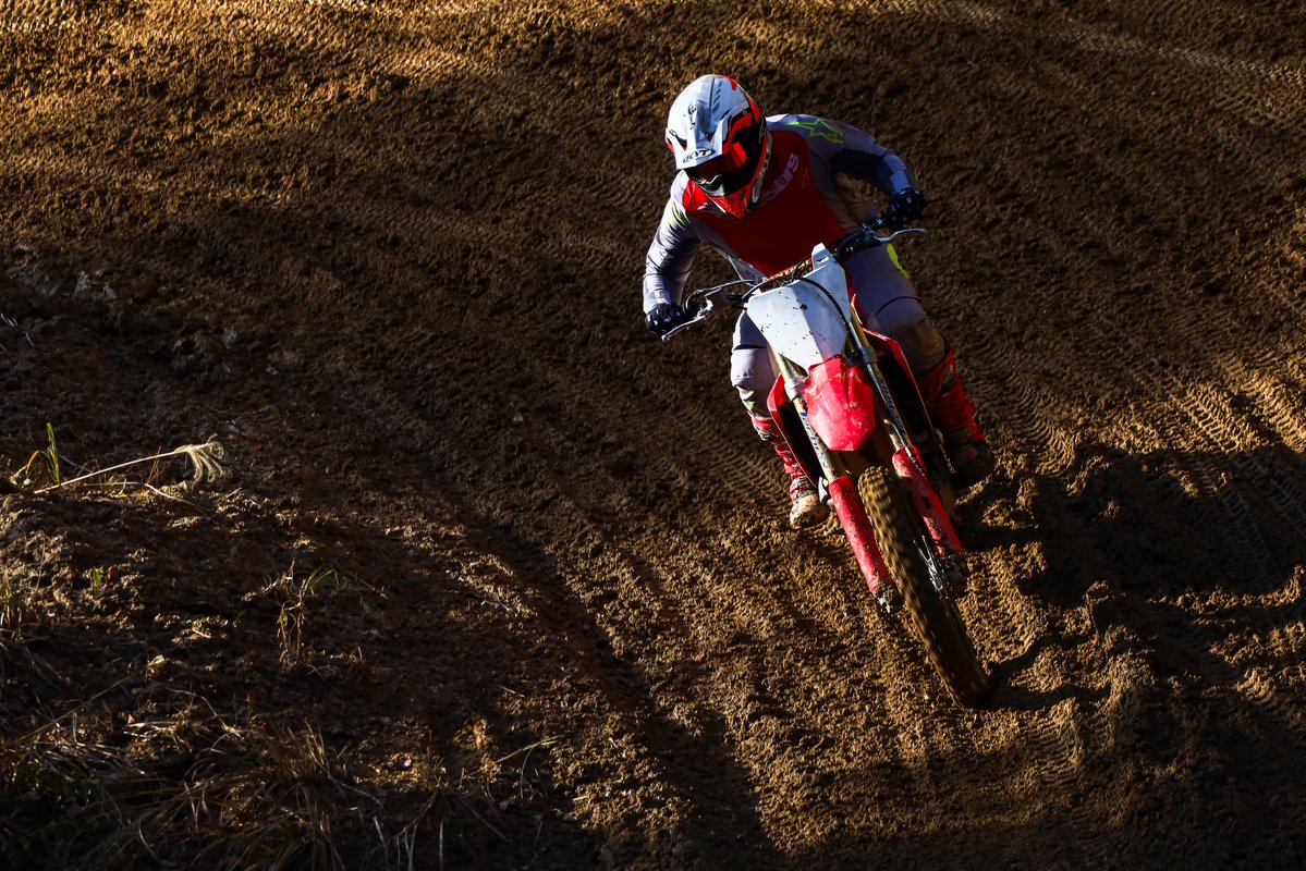 fuguta09's tweet image. 関西人（？）のさとしです
光ﾙ君が気になってちょくちょく覗いてます。仲良くしてください

＃KYT ＃KYTはいいゾォ