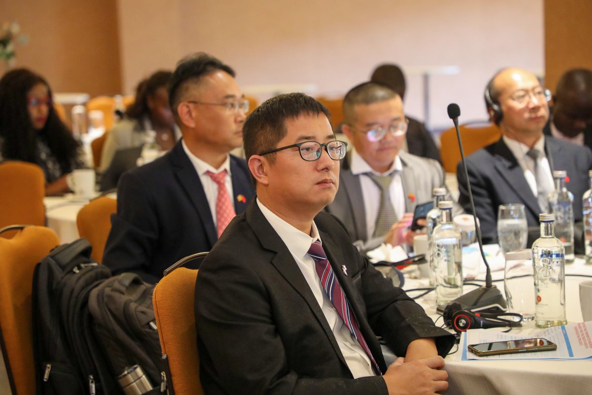 FAOUganda's tweet image. 📢 Happening now:

As the @FAO–China–Uganda #SouthSouth Cooperation Project (Phase III) concludes, partners have come together to review project progress, exchange experiences, and highlight practical approaches that have strengthened #agrifood systems.