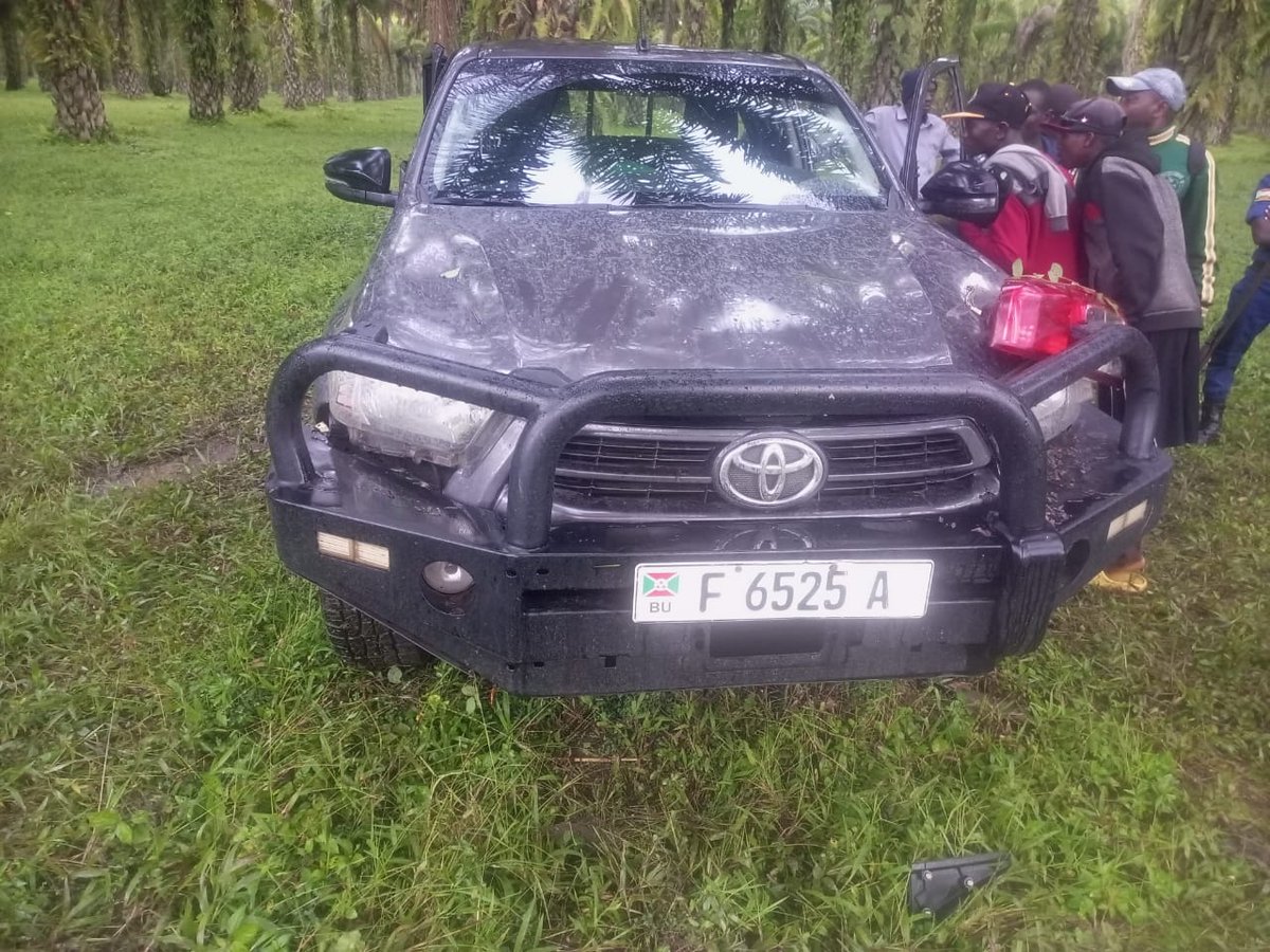 ebalemozindo's tweet image. #AFRIQUE: #BURUNDI
#PAGE #NOIRE.
Le ministre de la Communication, Gabby Bugaga, a été retrouvé sans vie ce jeudi 16 avril 2026 dans son véhicule à Kivoga. Selon un témoin sur place, la clé de contact du véhicule a été retrouvée dans une sacoche et non dans le véhicule.