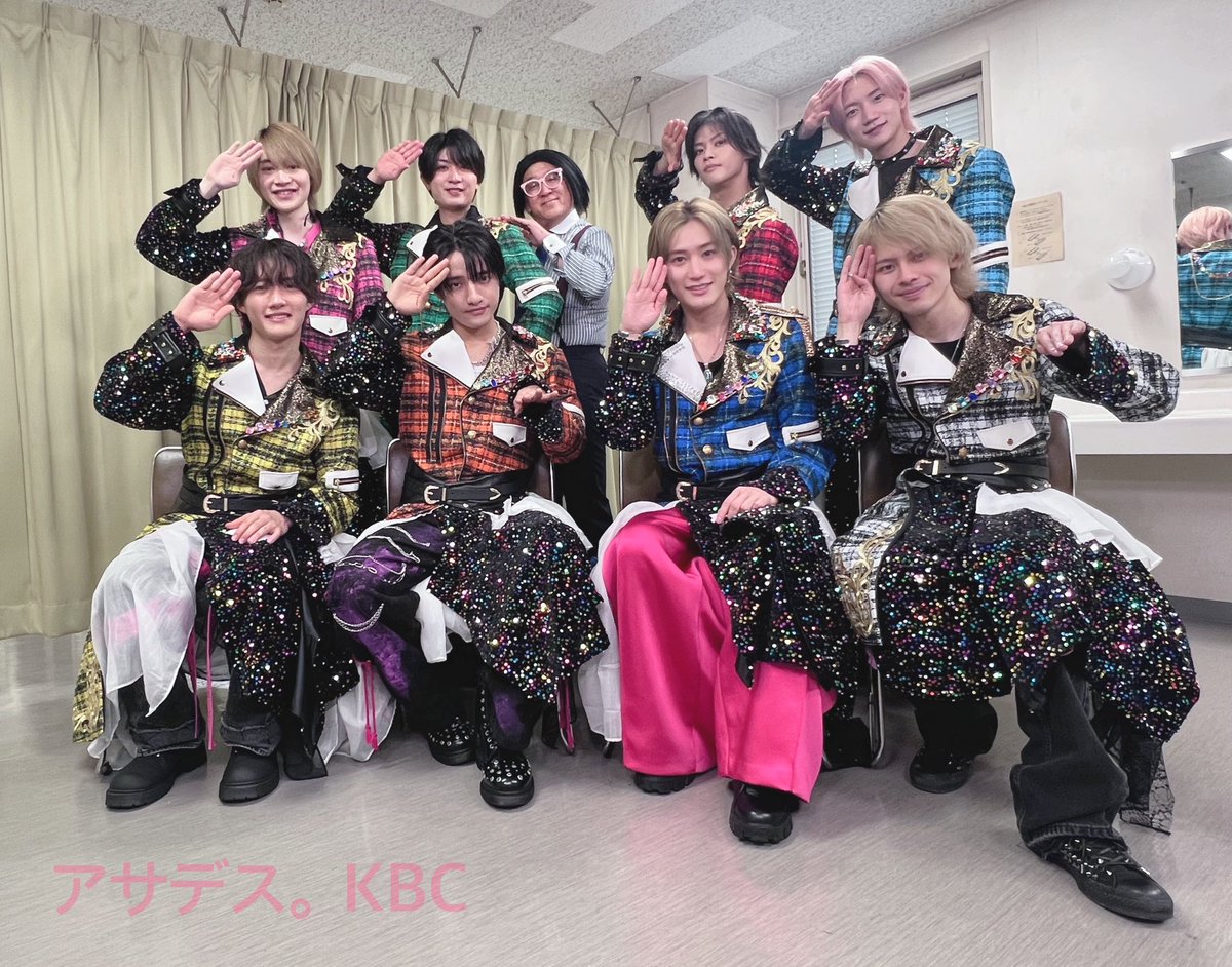 アサデス。公式 tweet media