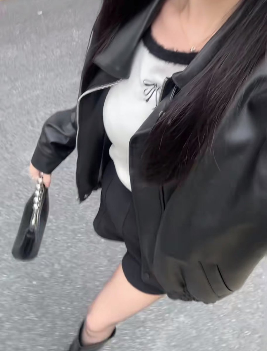 ひまり tweet media