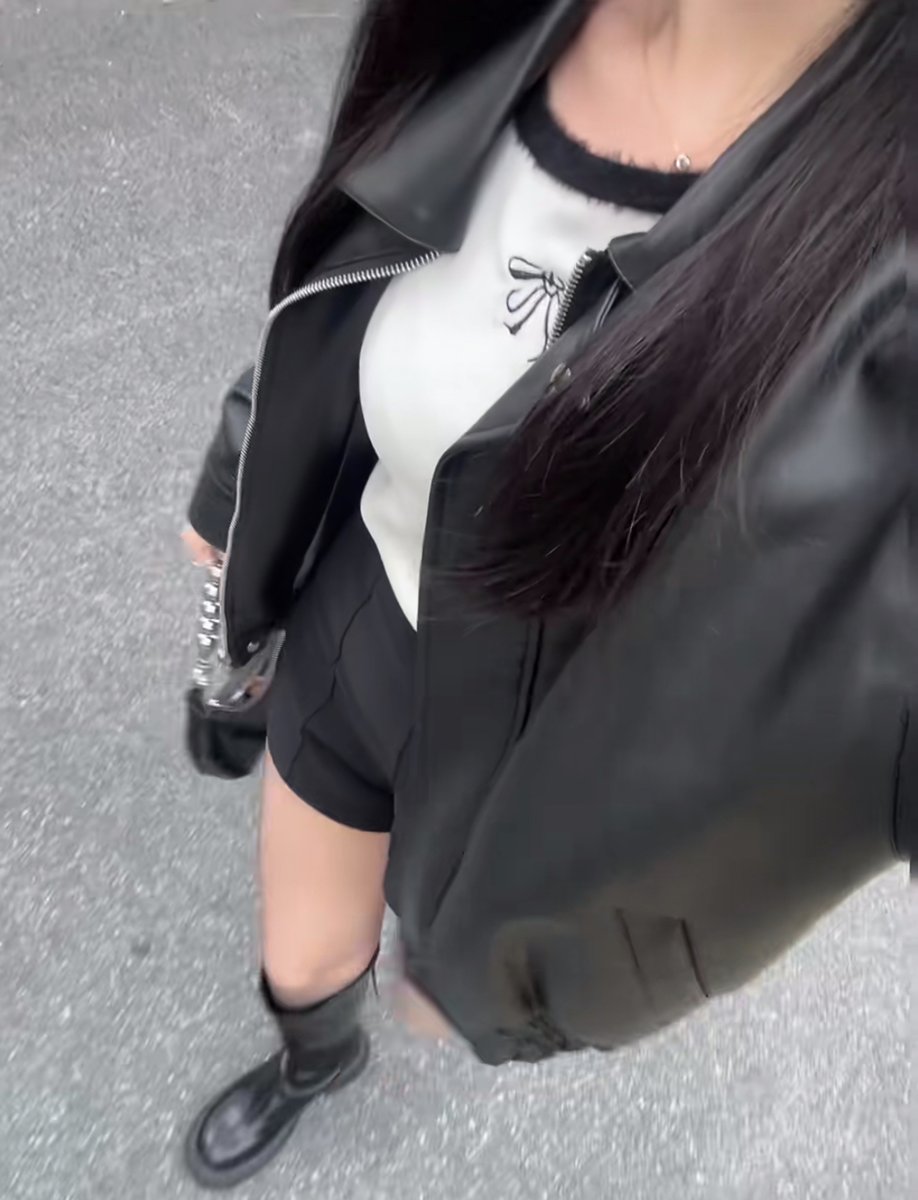 ひまり tweet media