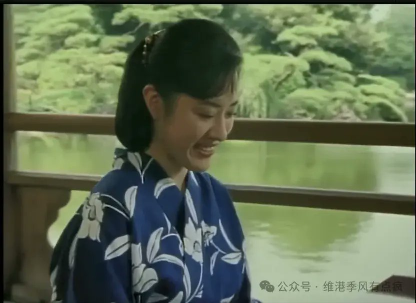 aerly's tweet photo. 1998的日本电影《悦乐之园》主演大竹一重，讲得是一个美女爱上老人家的故事。本片相对于她其他作品比如女教师，知名度要低得多，找了半天也只找到一部无字幕版。大竹一重，1972年生于日本东京，觉得长得有点像香港的唐诗咏，出演过不少爱情电影。链接：https://t.co/WuywD79HwA https://t.co/Wk3XABs3Rq