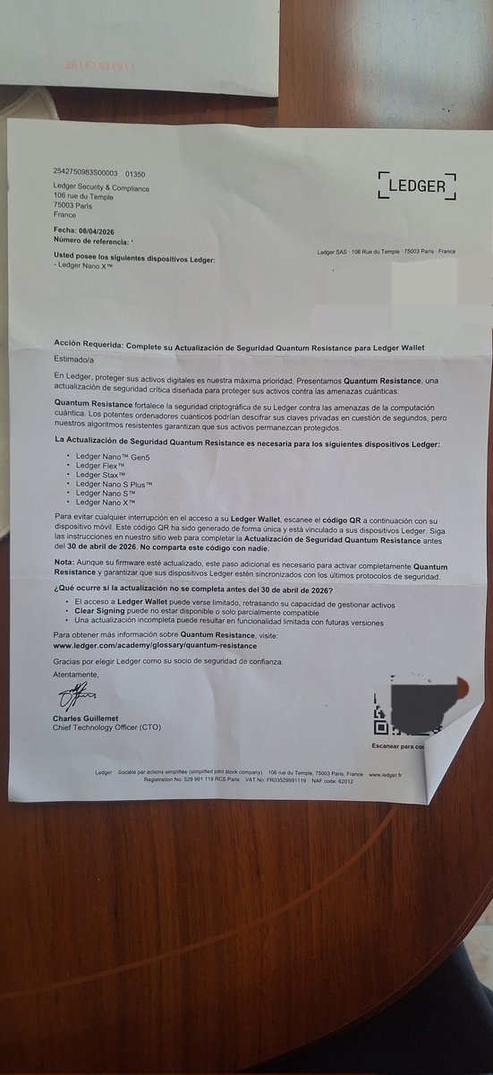 <a href="/CriptoATH/">Iván López</a> Pues justo ayer recibí la misma carta. En un primer momento me sono verosímil lo que se exponía y accedí al qr, pero cuando me preguntaron que escribiese el pin y luego la frase semilla dr mi ledger ya sospeche y vi que no era una carta autententica. Mucha precaución chicos!!!