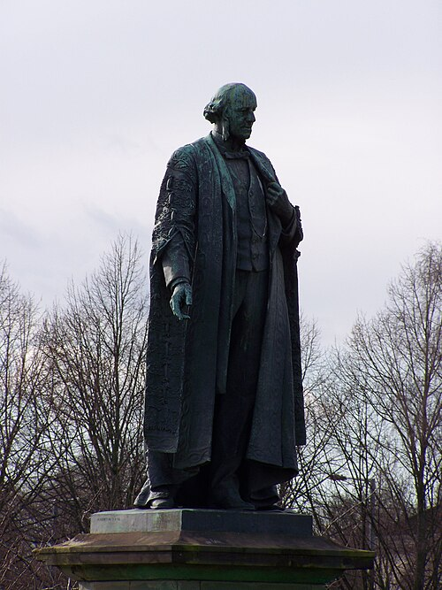 WiciCymru's tweet photo. Gwleidydd a anwyd yn Aberdâr 🏴󠁧󠁢󠁷󠁬󠁳󠁿 #aydh yn 1815 oedd Henry Austin Bruce.

Henry Austin Bruce was a politician born in Aberdare 🏴󠁧󠁢󠁷󠁬󠁳󠁿 on this day in 1815.
https://t.co/unQBEjoMyj

1st chancellor of the University of Wales 🏴󠁧󠁢󠁷󠁬󠁳󠁿.

🎨 Henry Tanworth Wells (1828-1903)
📷 Prifysgol Caerdydd. https://t.co/JR6ibhdjyD