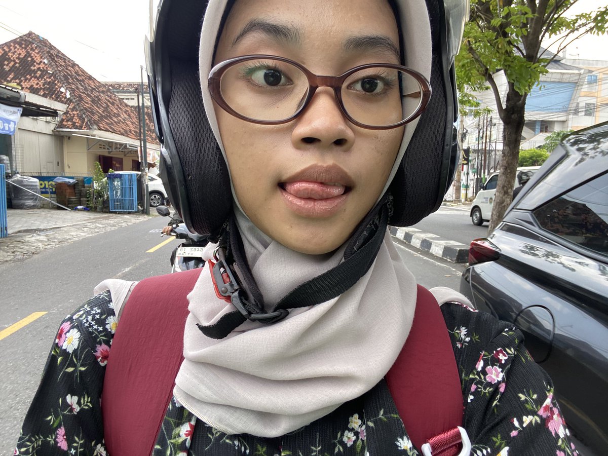rarazsambatwae tweet media
