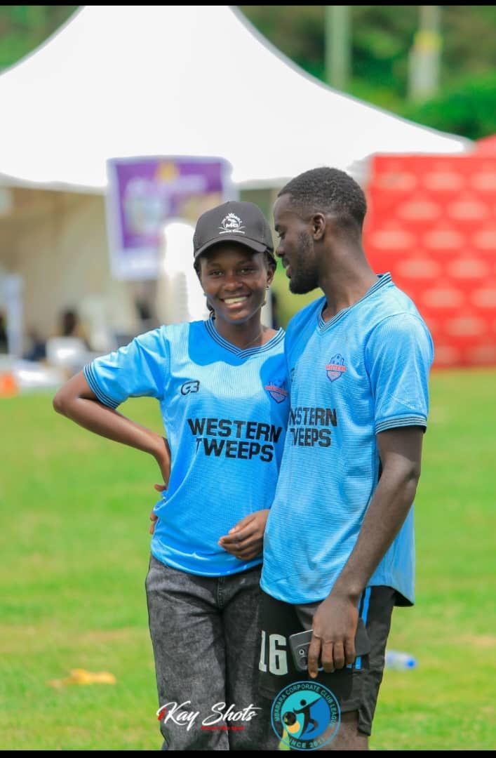 WESTERN TWEEPS tweet media