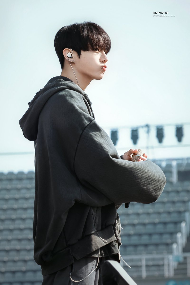 PROTAGONISTJJK's tweet photo. 260411 GOYANG D2 SOUND CHECK

#정국 #JUNGKOOK 
#BTS @BTS_twt
#BTS_ARIRANG #BTS_WORLDTOUR_ARIRANG https://t.co/y9XtOAKYz4