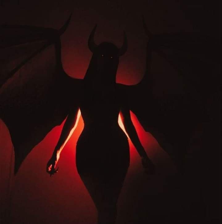 Artzchillect tweet media