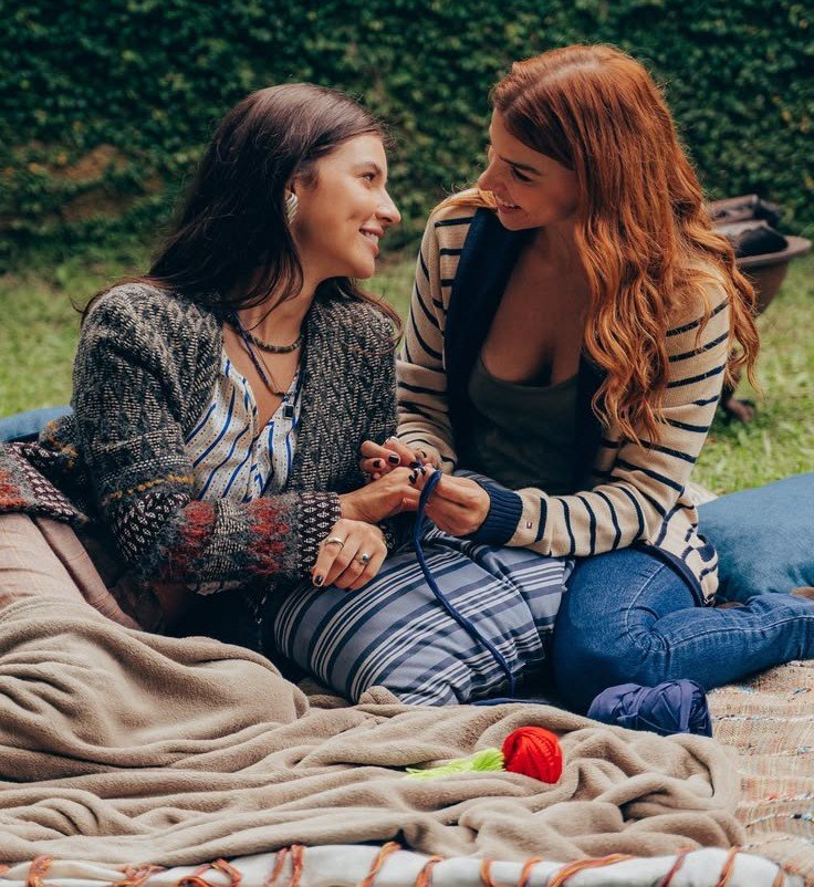 isa | sapatona louca ✂️ tweet media