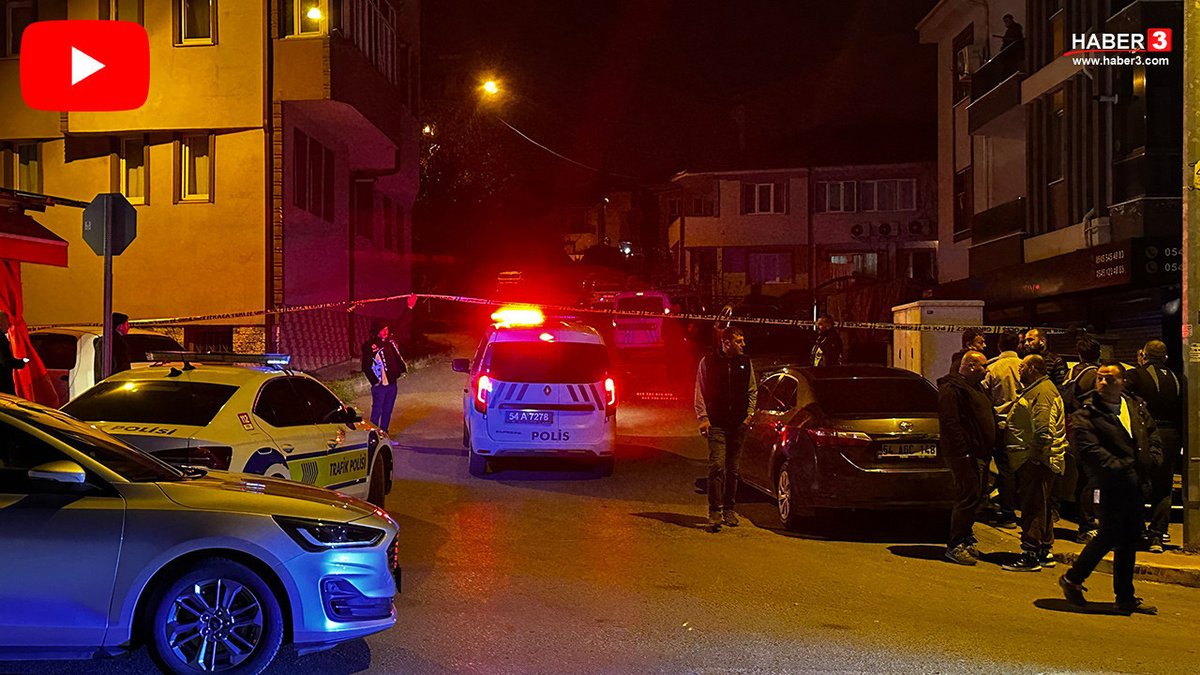 haber3com's tweet image. Sakarya’nın Adapazarı ilçesinde korku dolu dakikalar! Hızırtepe Mahallesi'nde polisle 3 sokak boyunca çatışan bir kişi, okul önünde vurularak etkisiz hale getirildi. Özel Harekat ekiplerinin sevk edildiği… haber3.com/foto-galeri/ha… #Sakarya #Adapazarı #Hızırtepe #Polis #Çatışma