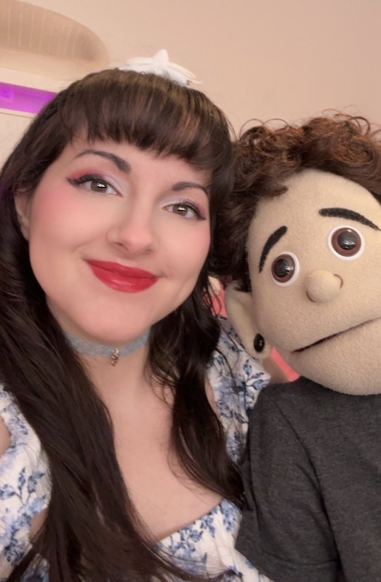 CaptainJen_E tweet media