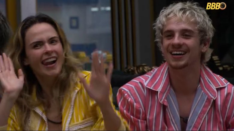 maria.★ tweet media