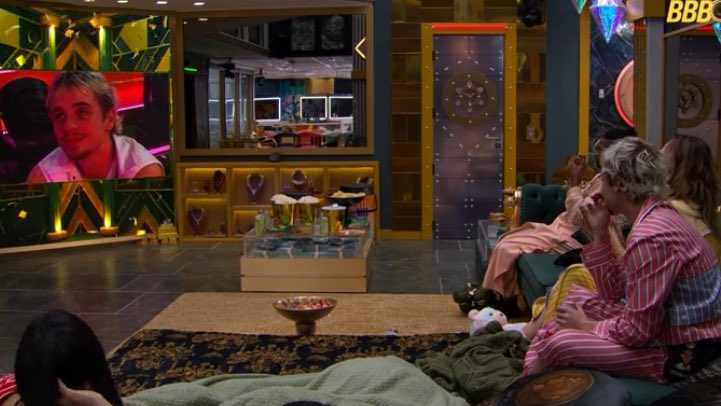 maria.★ tweet media