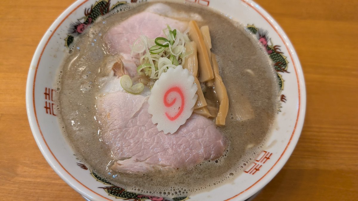 mdthen3's tweet photo. 青森煮干 和渦製麺@京急蒲田
中濃煮干しラーメン、パツンパツンの麺にど煮干し注入ですきに、げにまっことうまいぜよ。 https://t.co/igPrleBCmc