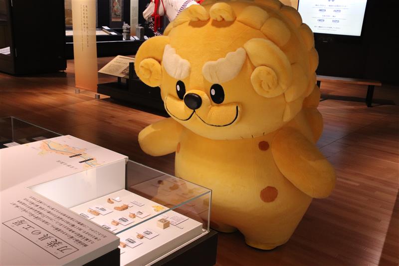 今日のシシカゲ日記 シシッ！ぼくのモデルとなった金製の「獅子目貫