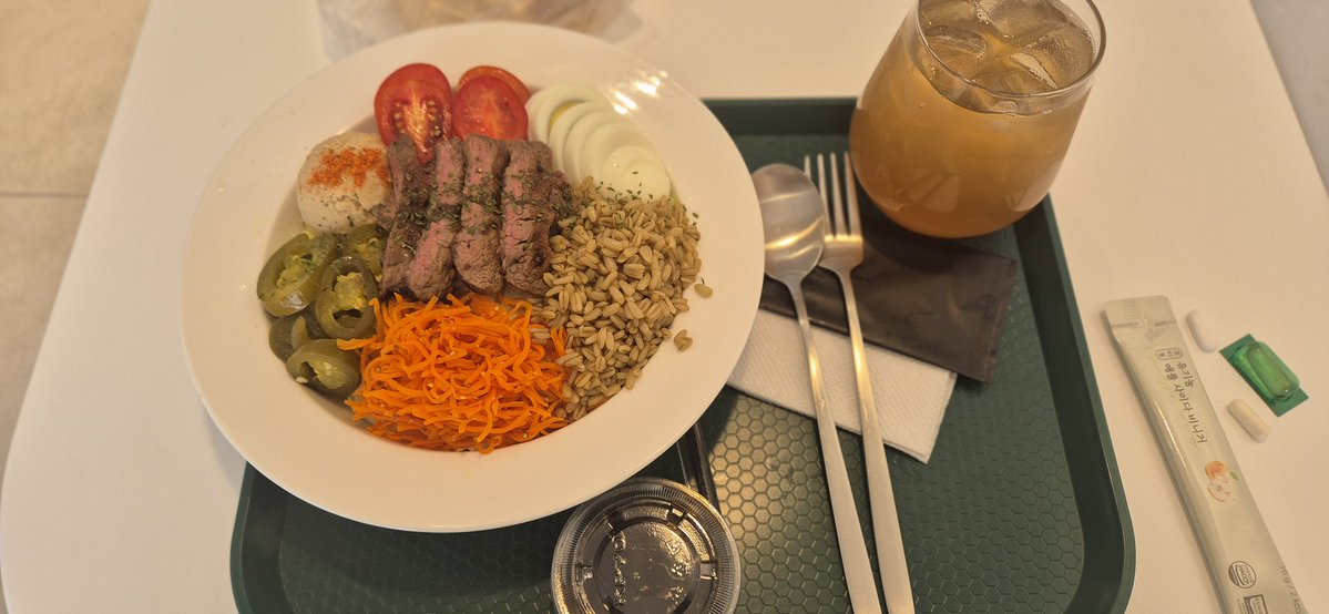 우리들의일그러진후죠시 tweet media