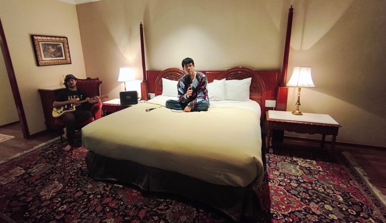 Styled Life News tweet media