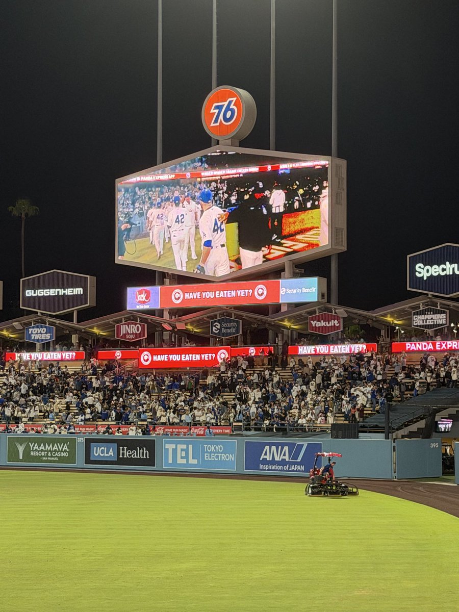 hannah 💙⚾️ tweet media