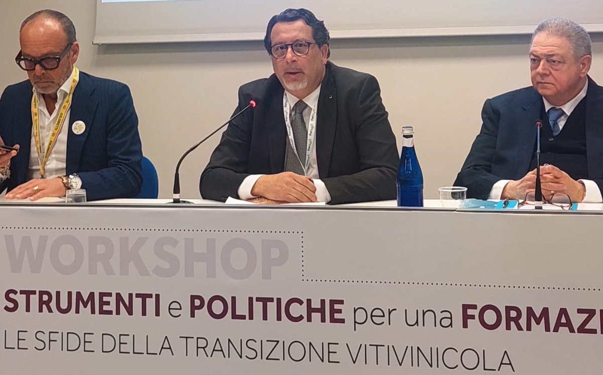 DSantini74's tweet photo. 14.04.26 #Verona #fiera #VinitaLy panel #ForAgri su #Formazione #PoLitiche #Sfide Transizione Vitivinicola con @fai_cisl #FLai #UiLa + Parti Datoriali. Con Reggente Fai e SG @CislPuglia @CastellucciAnto. Per Fai Marche #SGSantini partecipa. Con @islkotb . @cislmarche https://t.co/xOePsUnQUD