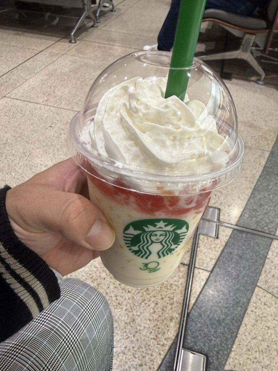 あると tweet media
