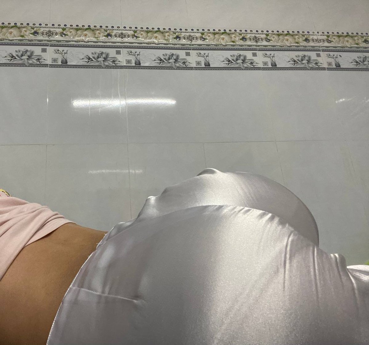 Luna Van tweet media