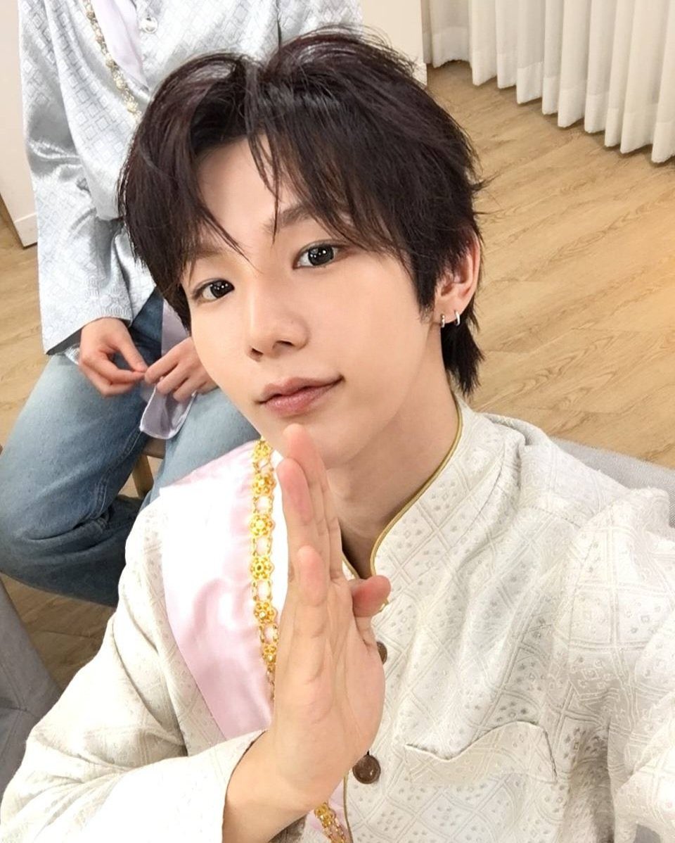 shotaro_th's tweet image. 260416📹 weverse 

สงกรานต์สนุกมาก! 🔫🪣🌞 จะกลับมาอีกแน่นอน 🧡

#SHOTARO #쇼타로 #RIIZE