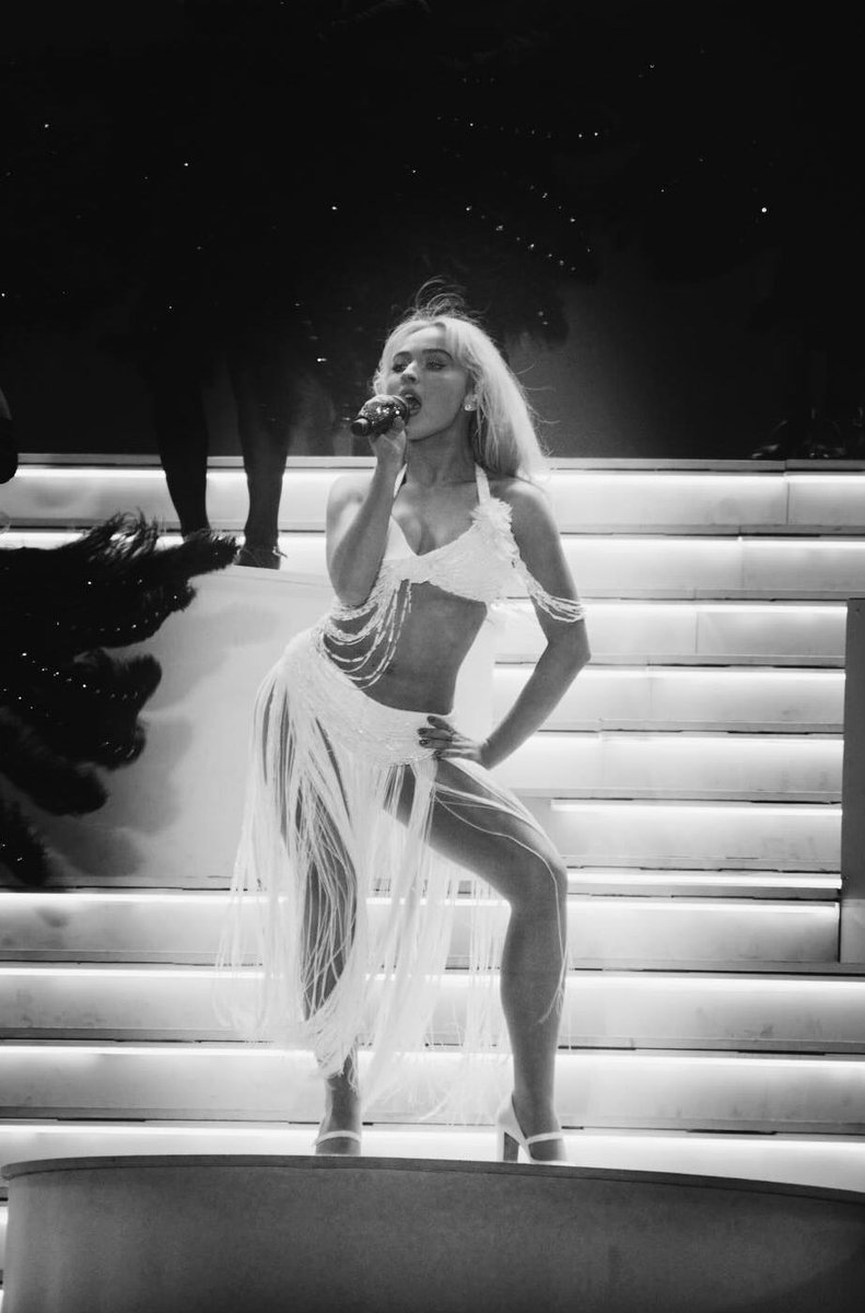 NathanUtd96's tweet photo. Some pics of Sabrina from Week 1 https://t.co/h4ewGdJzfP